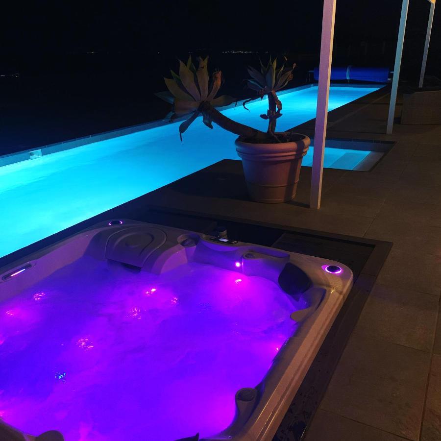 Villa Casa Conil With A Private 25 Meter Heated Pool Exterior foto