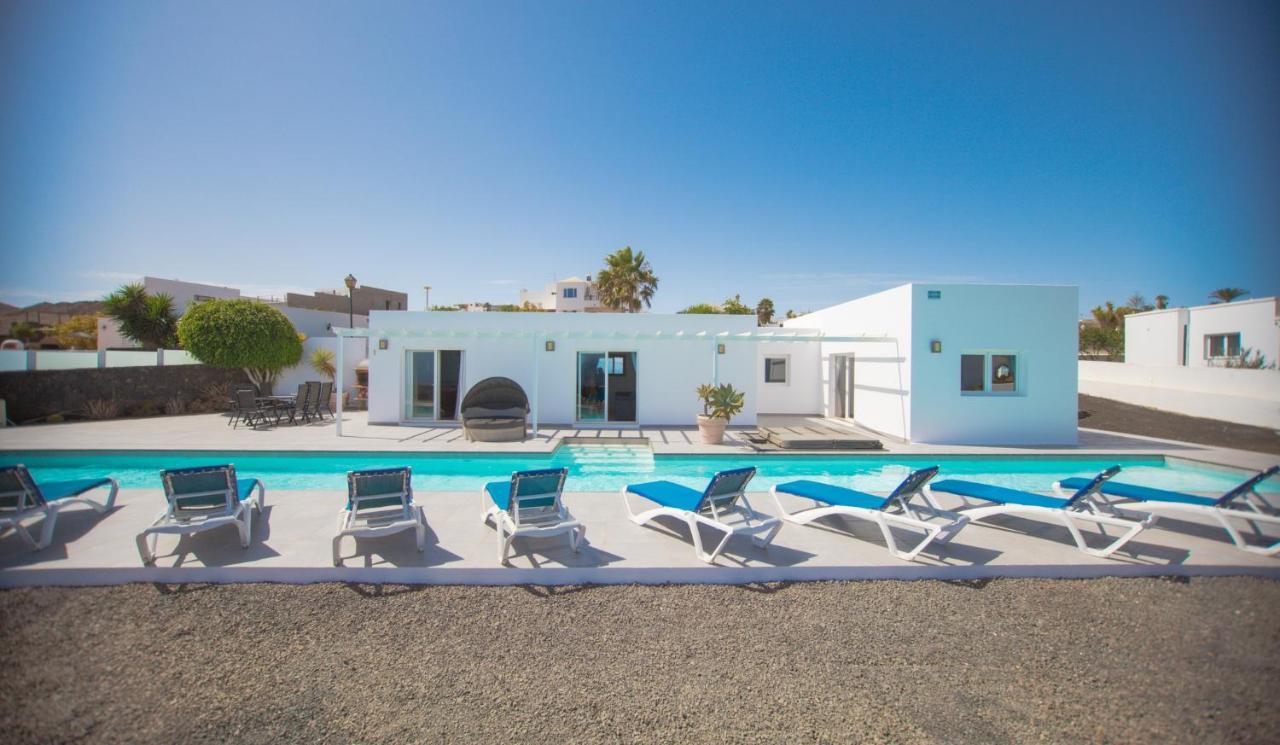 Villa Casa Conil With A Private 25 Meter Heated Pool Exterior foto