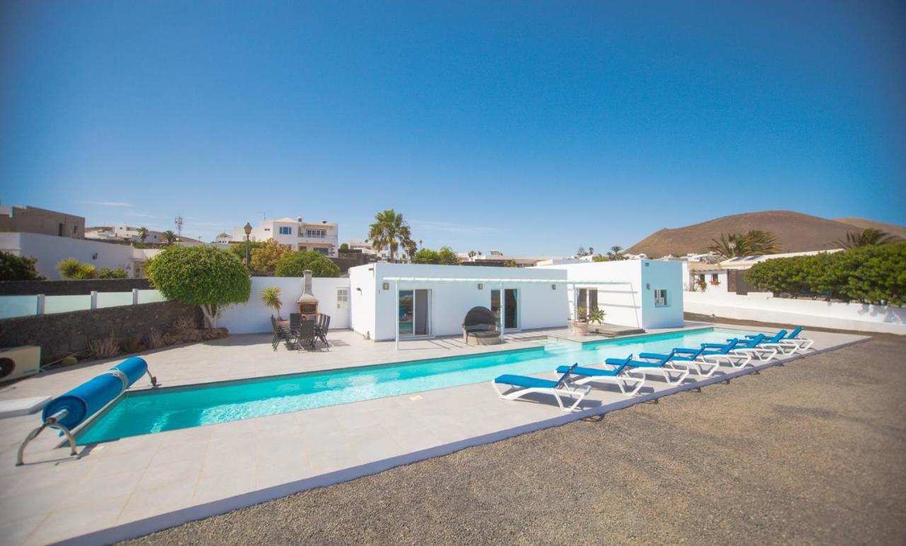 Villa Casa Conil With A Private 25 Meter Heated Pool Exterior foto