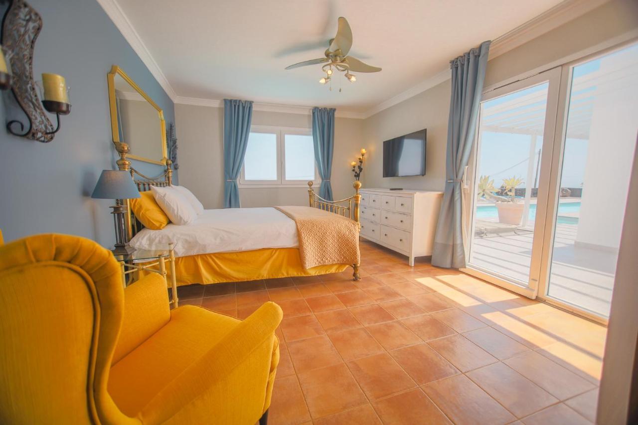 Villa Casa Conil With A Private 25 Meter Heated Pool Exterior foto