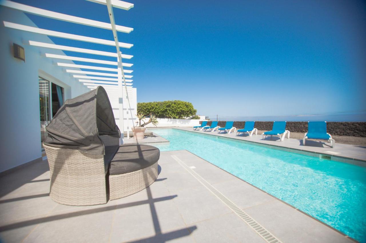 Villa Casa Conil With A Private 25 Meter Heated Pool Exterior foto